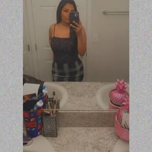 Meet your Posher, Jenny